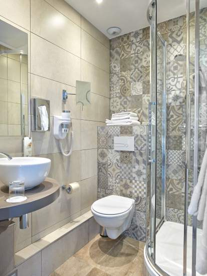 Chambre Simple Salle de Bain